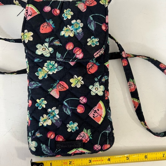 Vera Bradley cellphone purse - Picture 8 of 8